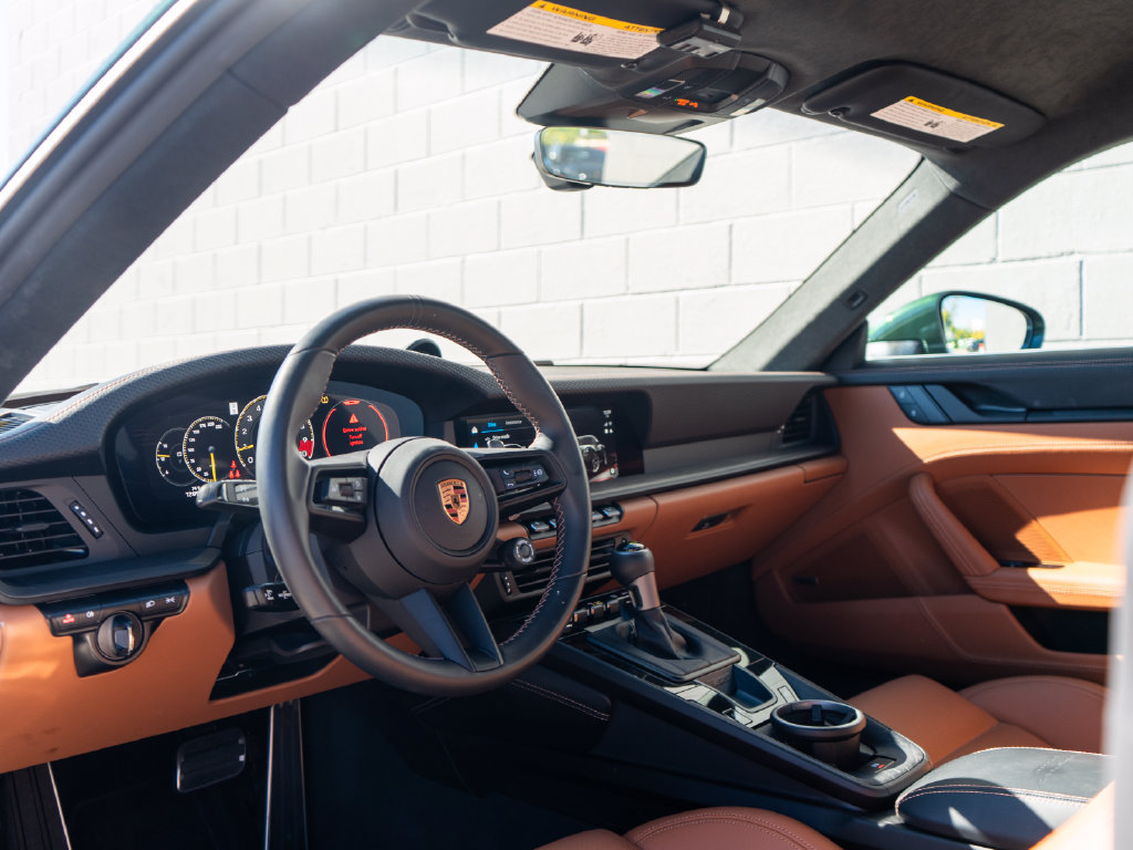 Used 2026 Porsche 911 GT3 RWD image 4