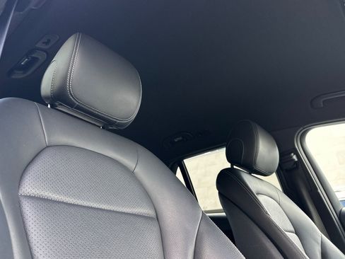 Used 2018 Mercedes-Benz GLC 300 image 16