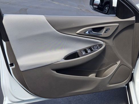Certified 2025 Chevrolet Malibu LT FWD image 20