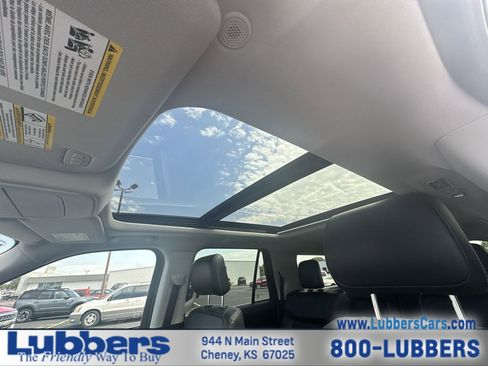 Used 2025 Ford Expedition Max Platinum AWD/4WD image 21