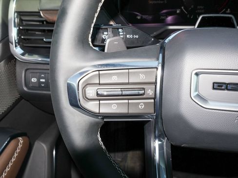 New 2027 GMC Acadia Denali Ultimate w/ LPO, Floor Liner Package AWD/4WD image 26