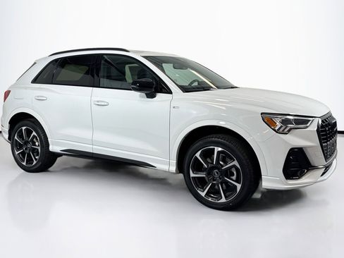 New 2025 Audi Q3 2.0T Premium Plus image 3