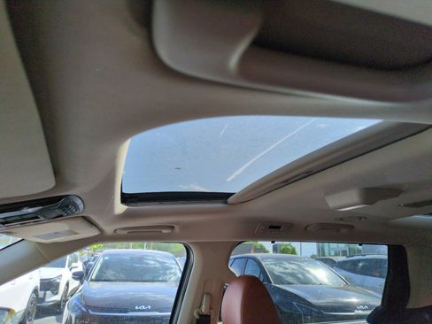 New 2026 Kia Carnival SX Prestige FWD image 31