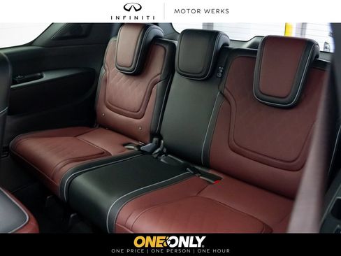 New 2027 INFINITI QX80 Autograph w/ Premium Cargo Package AWD/4WD image 19