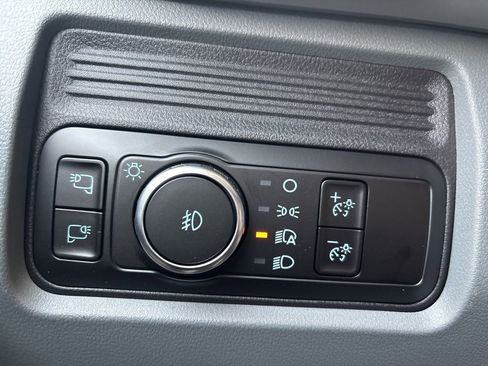 New 2026 Ford F450 XLT w/ XLT Value Package image 15