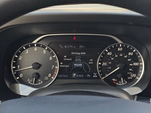 Certified 2025 Nissan Frontier SV AWD/4WD image 18