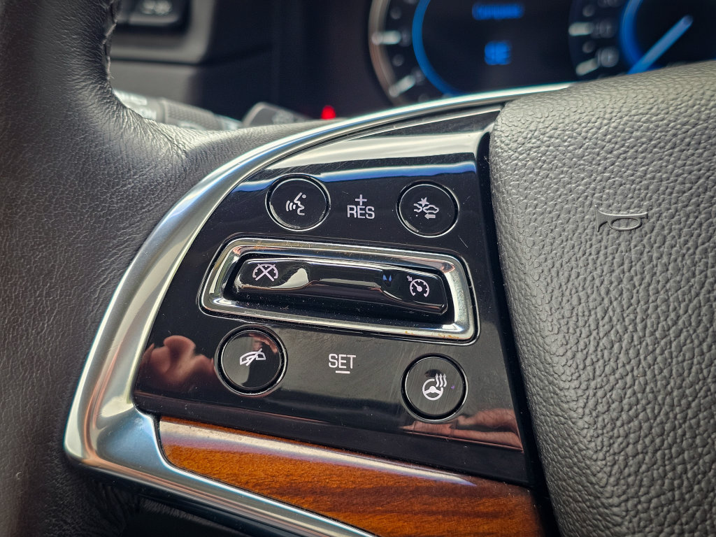 Used 2020 Cadillac Escalade Luxury w/ Escalade Sport Edition RWD image 23