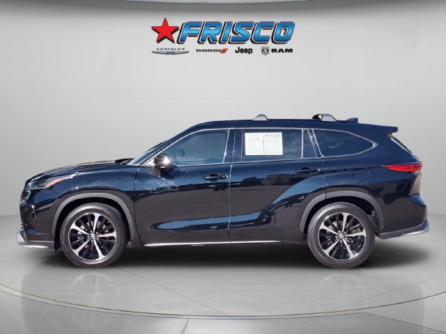 Used 2021 Toyota Highlander XSE FWD image 4