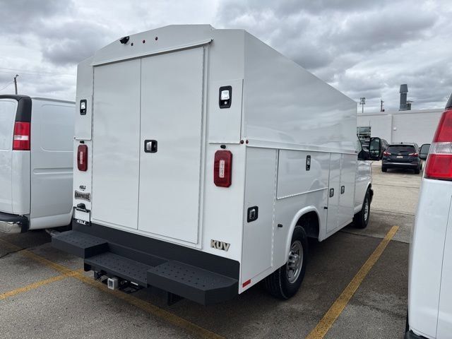 New 2025 Chevrolet Express 3500 w/ Power Convenience Package RWD image 3