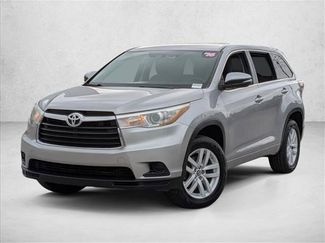 Used 2016 Toyota Highlander LE video 1