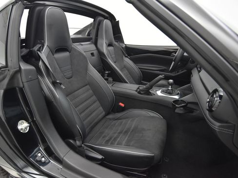 Used 2025 MAZDA MX-5 Miata RF Club RWD image 28