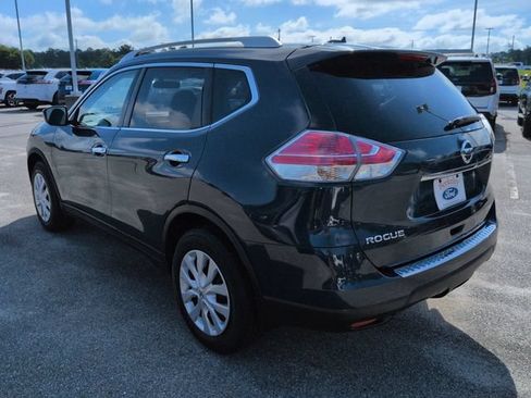 Used 2016 Nissan Rogue S w/ Appearance Package FWD image 6