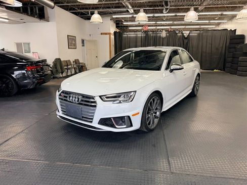 Used 2019 Audi S4 Prestige w/ Prestige Package image 4