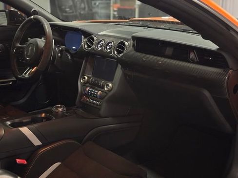 Used 2021 Ford Mustang Shelby GT500 w/ Technology Package image 18