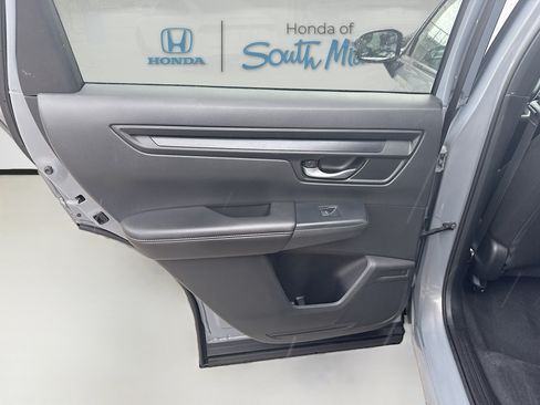 Used 2023 Honda CR-V Sport image 25