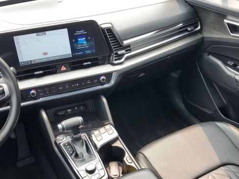Certified 2024 Kia Sportage X-Line w/ X-Line Premium Package AWD/4WD image 32