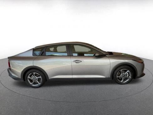 Used 2025 Kia K4 FWD image 15