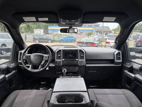 Used 2015 Ford F150 XLT w/ Equipment Group 302A Luxury AWD/4WD image 15