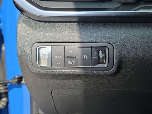 New 2026 GMC Terrain AT4 w/ Convenience Package III image 25