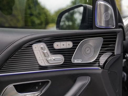 Used 2021 Mercedes-Benz Maybach GLS 600 4MATIC image 64