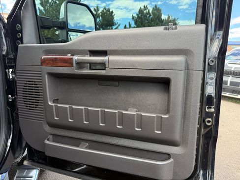 Used 2010 Ford F250 Lariat AWD/4WD image 26