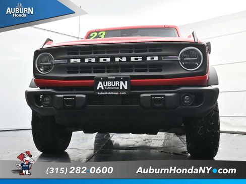 Used 2023 Ford Bronco Black Diamond image 17