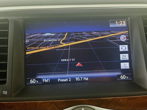 Used 2016 INFINITI QX80 4WD w/ Deluxe Technology Package image 22