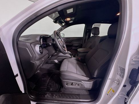 Used 2023 Chevrolet Colorado LT w/ LT Convenience Package II RWD image 13