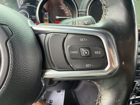 Used 2023 Jeep Wrangler Unlimited Sahara w/ Cold Weather Group AWD/4WD image 23