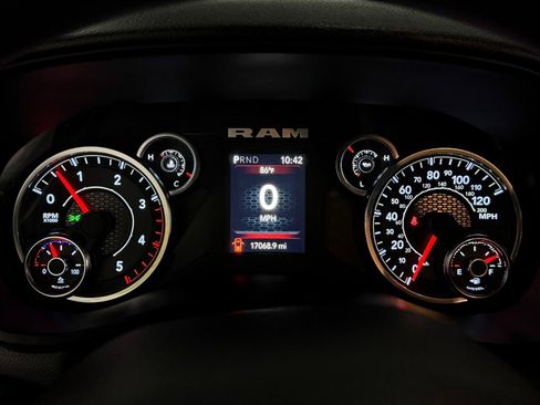 Used 2024 RAM 2500 Tradesman AWD/4WD image 44