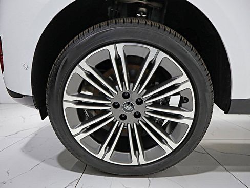 Used 2024 Land Rover Range Rover SE AWD/4WD image 44