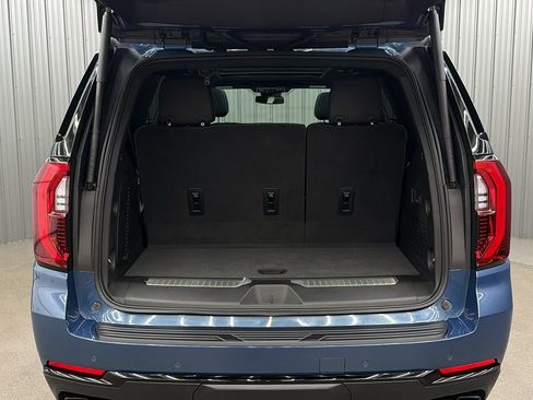 Used 2026 GMC Yukon Denali w/ Sun & Power Step Package image 13