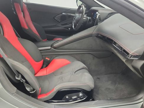 Used 2023 Chevrolet Corvette Z06 w/ Z07 Performance Package RWD image 43