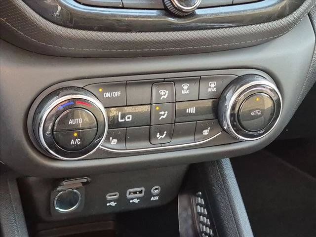 Used 2021 Chevrolet TrailBlazer LT w/ Sun and Liftgate Package FWD image 24