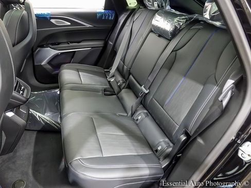 New 2025 Cadillac Lyriq Sport w/ LPO, Floor Liner Package image 8