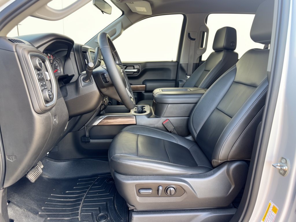 Used 2022 Chevrolet Silverado 1500 RST w/ Convenience Package II AWD/4WD image 5