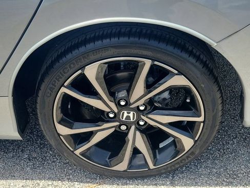 Used 2019 Honda Civic Sport image 8