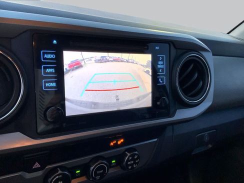 Used 2019 Toyota Tacoma SR5 RWD image 28