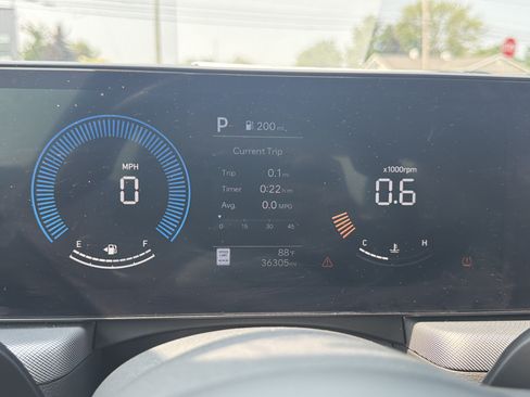 Used 2025 Hyundai Sonata SEL FWD image 20