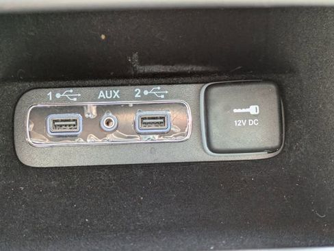 Certified 2020 Jeep Grand Cherokee Overland w/ Trailer Tow Group IV image 25