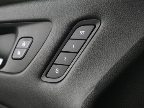 Used 2020 Buick Envision Essence image 34