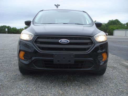 Used 2018 Ford Escape S FWD image 3
