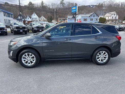 Used 2018 Chevrolet Equinox LT image 2