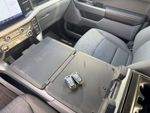 Used 2021 Ford F150 XLT w/ Equipment Group 302A High image 30