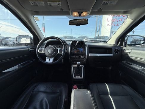 Used 2017 Jeep Compass High Altitude image 25