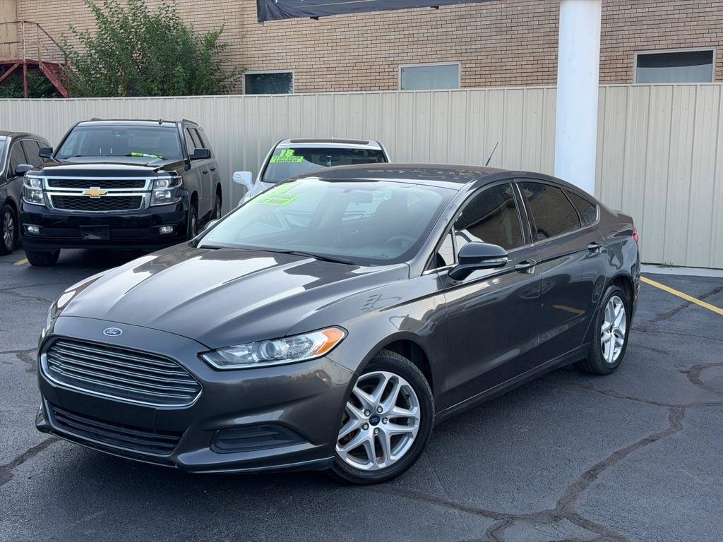 Used 2016 Ford Fusion SE FWD image 39