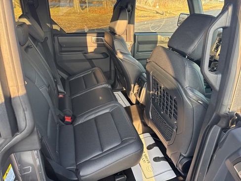 New 2025 Ford Bronco Big Bend w/ Black Diamond Package image 14