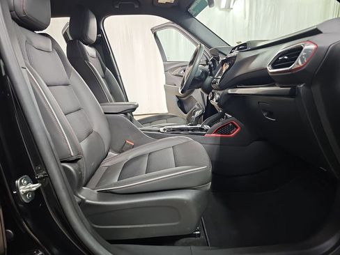 Certified 2023 Chevrolet TrailBlazer RS w/ Convenience Package image 13