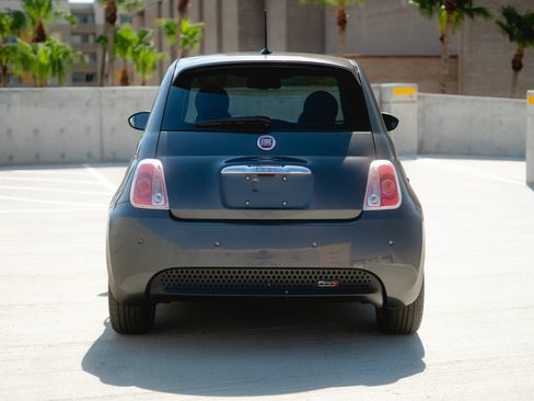 Used 2015 FIAT 500 e FWD image 16