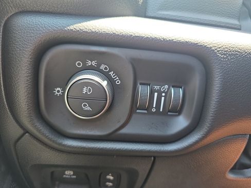 New 2026 RAM 1500 Big Horn AWD/4WD image 24